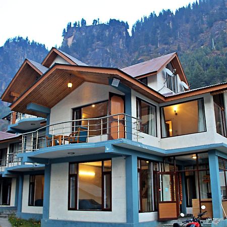 Sylvan Woods Cottage Manāli Екстериор снимка