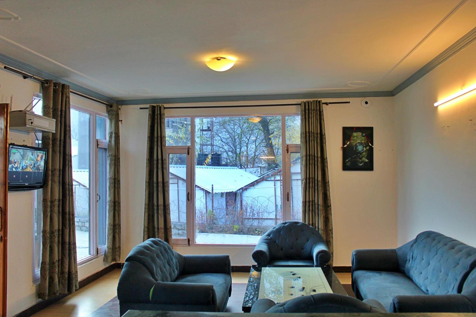 Sylvan Woods Cottage Manāli Екстериор снимка