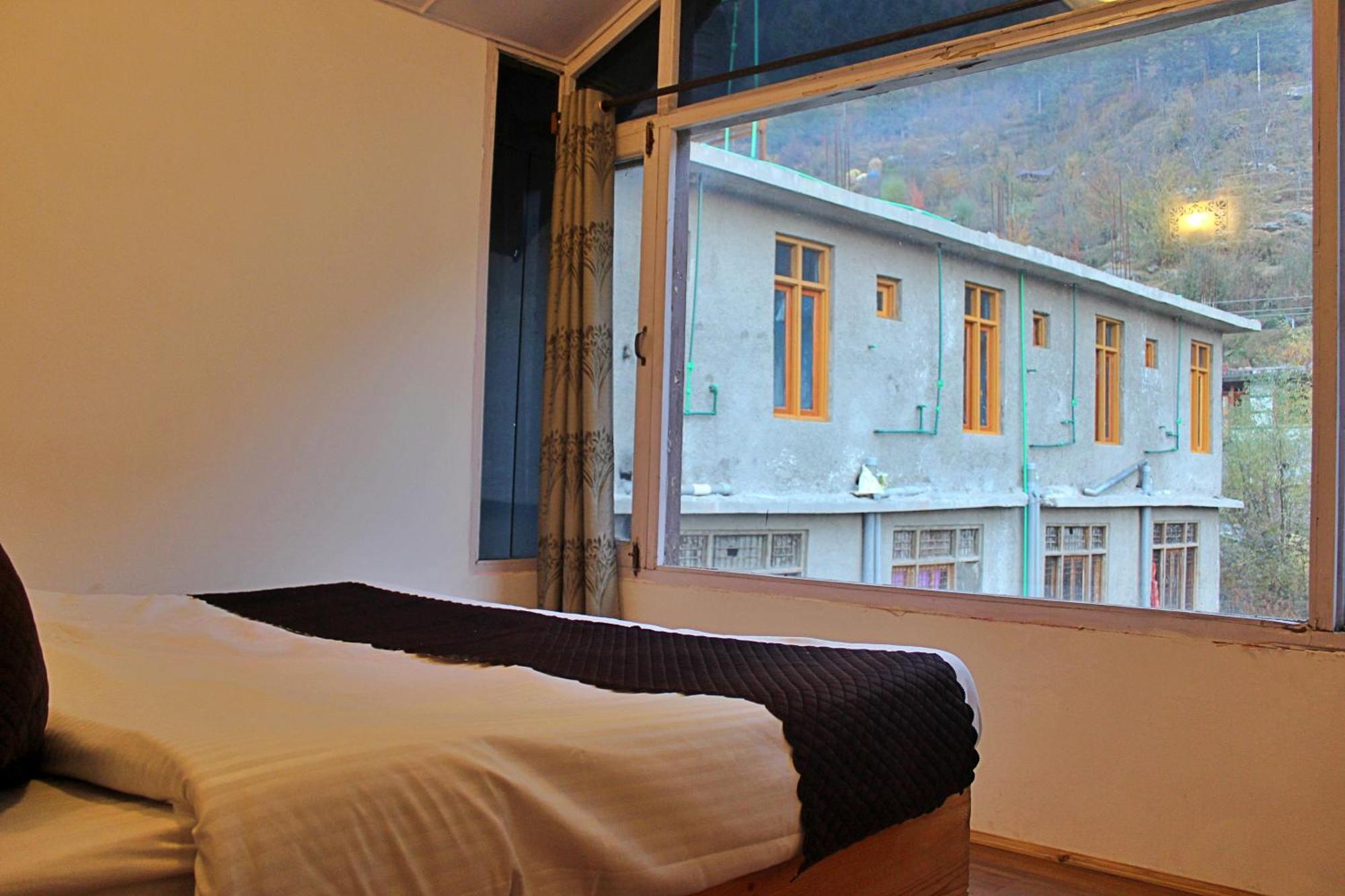 Sylvan Woods Cottage Manāli Екстериор снимка